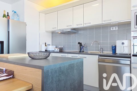Apartament w L'Hospitalet de Llobregat, Barcelona, Hiszpania 3 sypialnie, 113 mkw. nr 172943 – zdjęcie 9