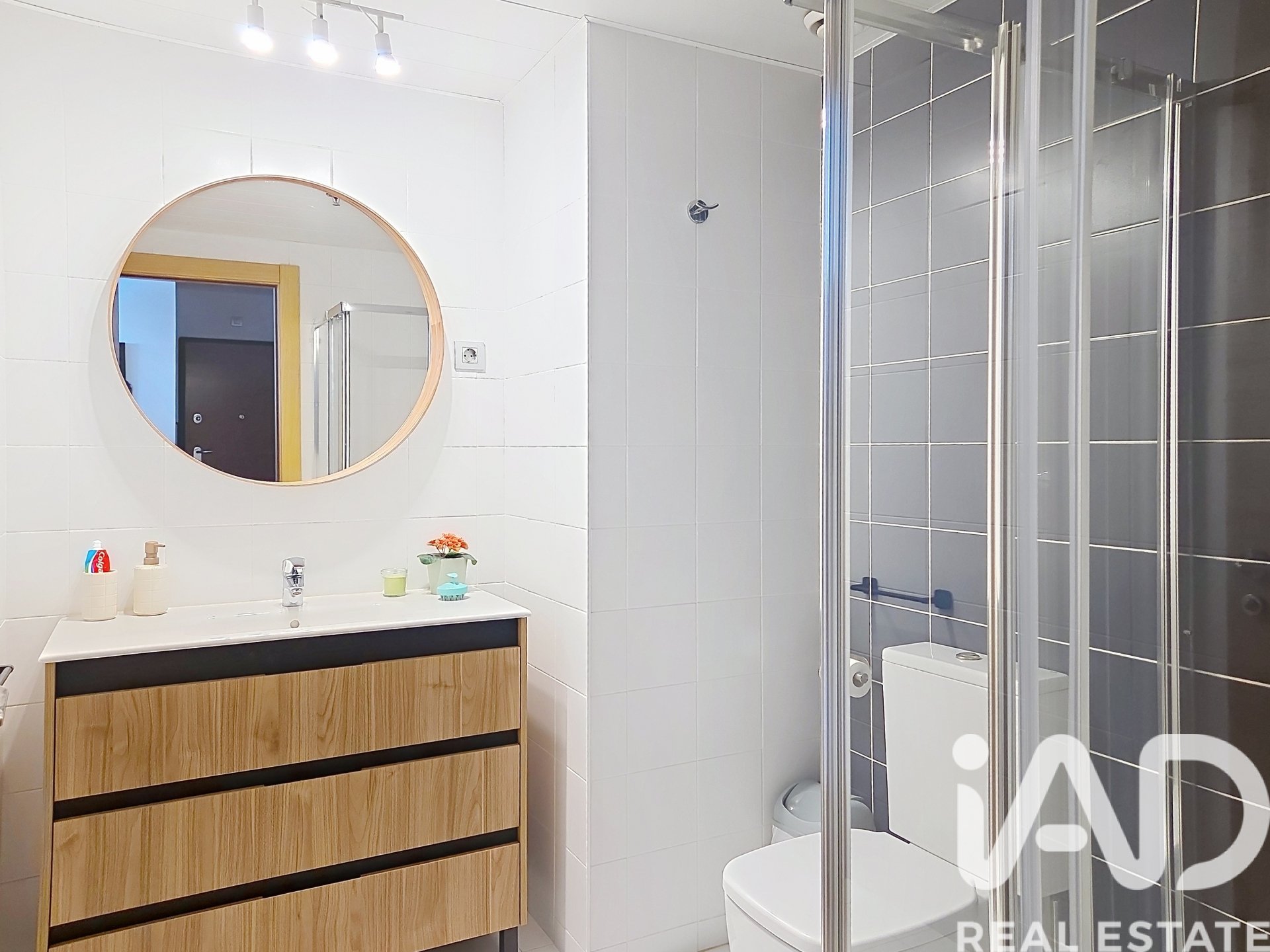 Appartamento a L'Hospitalet de Llobregat, Barcelona, Spagna 3 camere da letto, 113 mq. N° 172943
