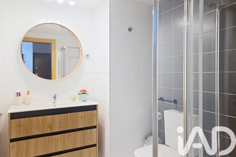 Apartament w L'Hospitalet de Llobregat, Barcelona, Hiszpania 3 sypialnie, 113 mkw. nr 172943 – zdjęcie 20