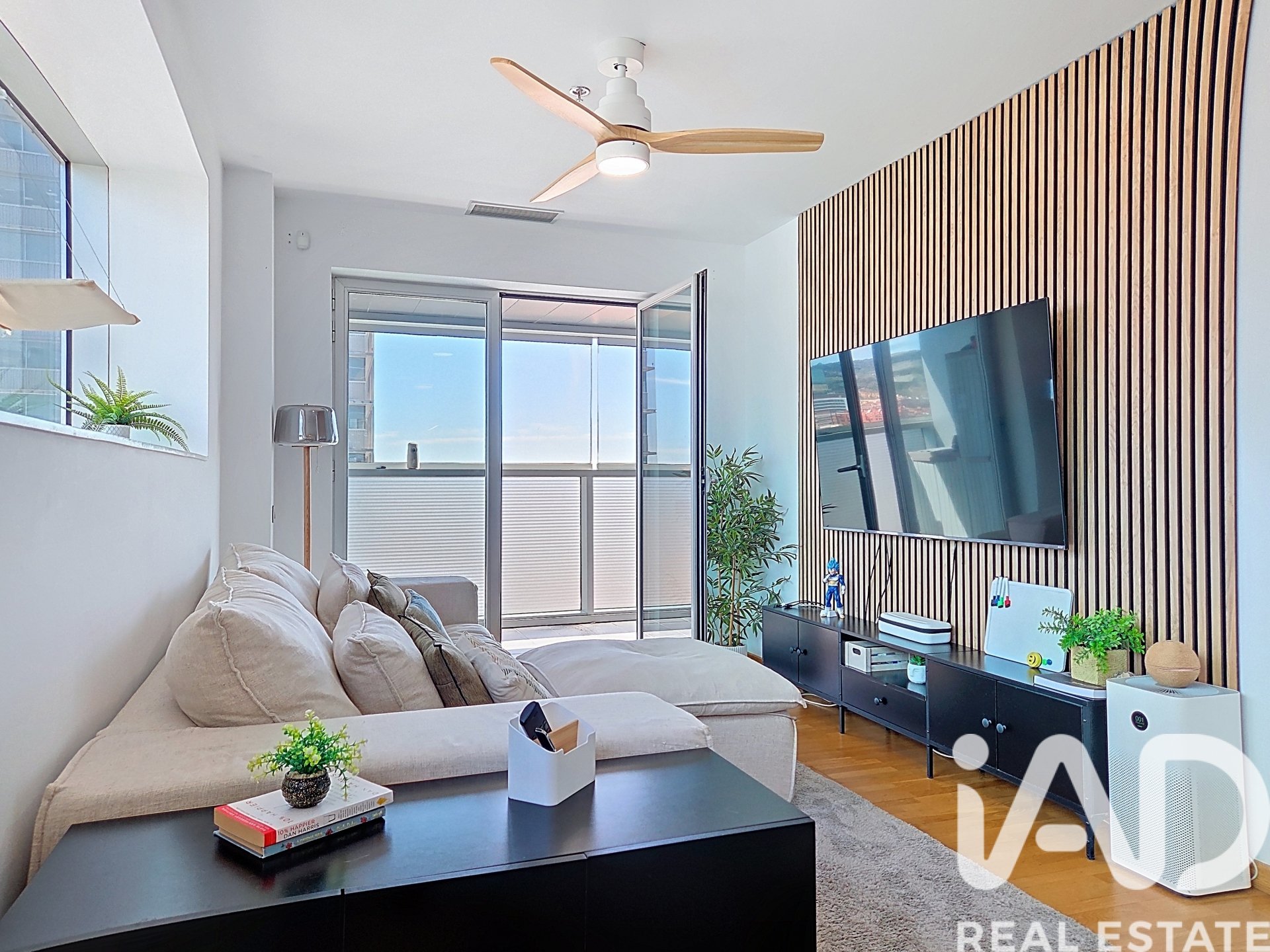 Appartamento a L'Hospitalet de Llobregat, Barcelona, Spagna 3 camere da letto, 113 mq. N° 172943