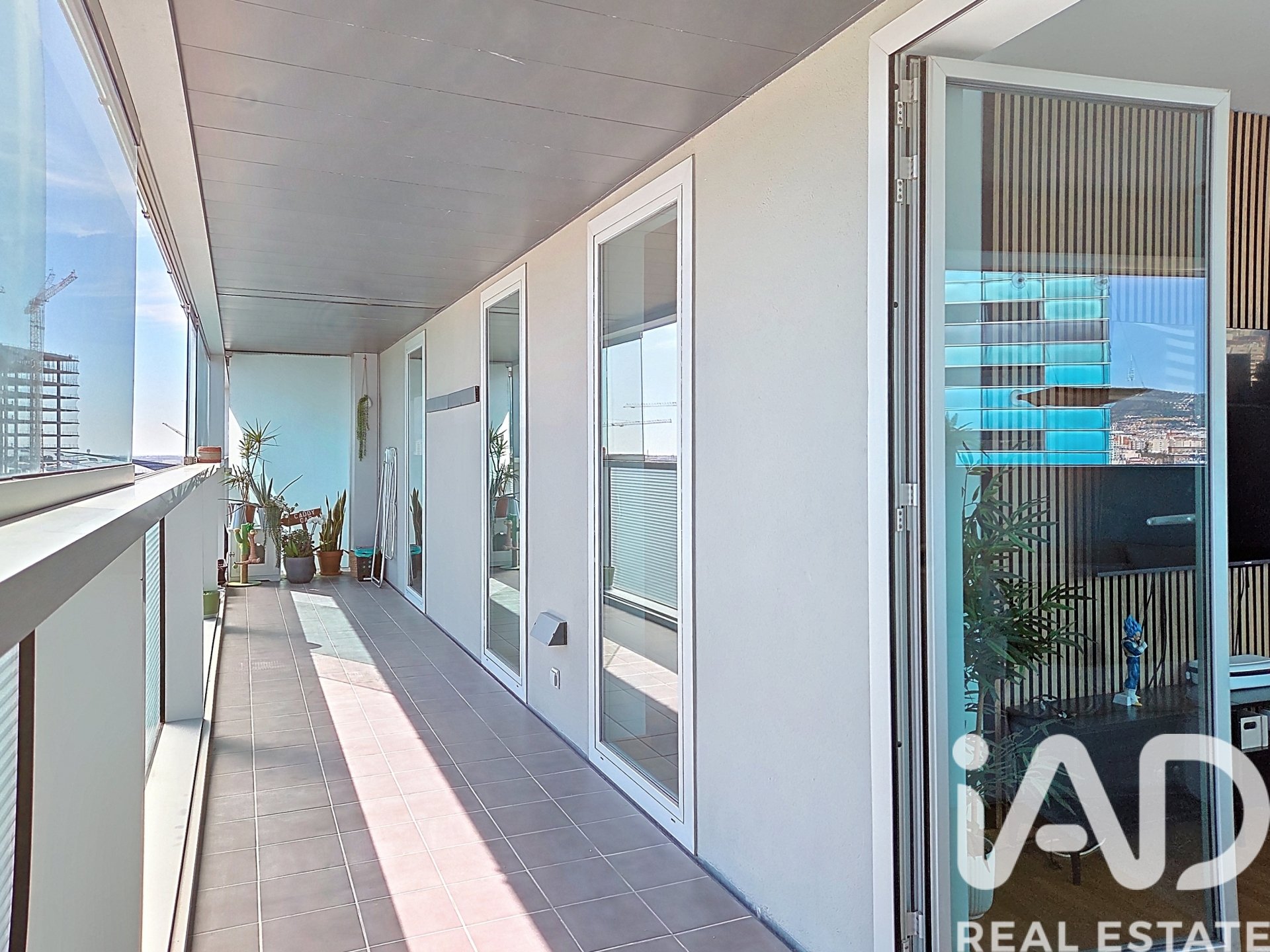 Appartamento a L'Hospitalet de Llobregat, Barcelona, Spagna 3 camere da letto, 113 mq. N° 172943