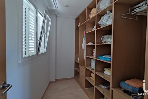 Продажа дома в Оропеса-дель-Мар, Кастельон, Испания 4 спальни, 377м2 №153234 - фото 17