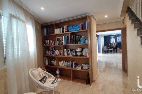 Продажа дома в Оропеса-дель-Мар, Кастельон, Испания 4 спальни, 377м2 №153234 - фото 8