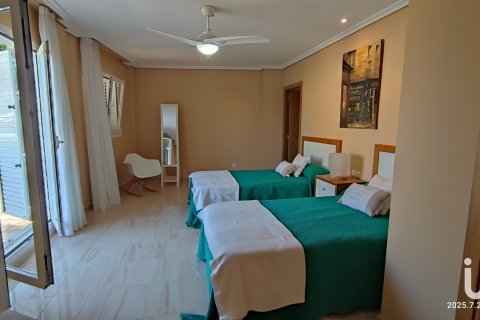 Продажа дома в Оропеса-дель-Мар, Кастельон, Испания 4 спальни, 377м2 №153234 - фото 16