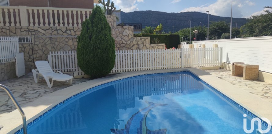 Дом в Оропеса-дель-Мар, Кастельон, Испания 4 спальни, 377м2 №153234