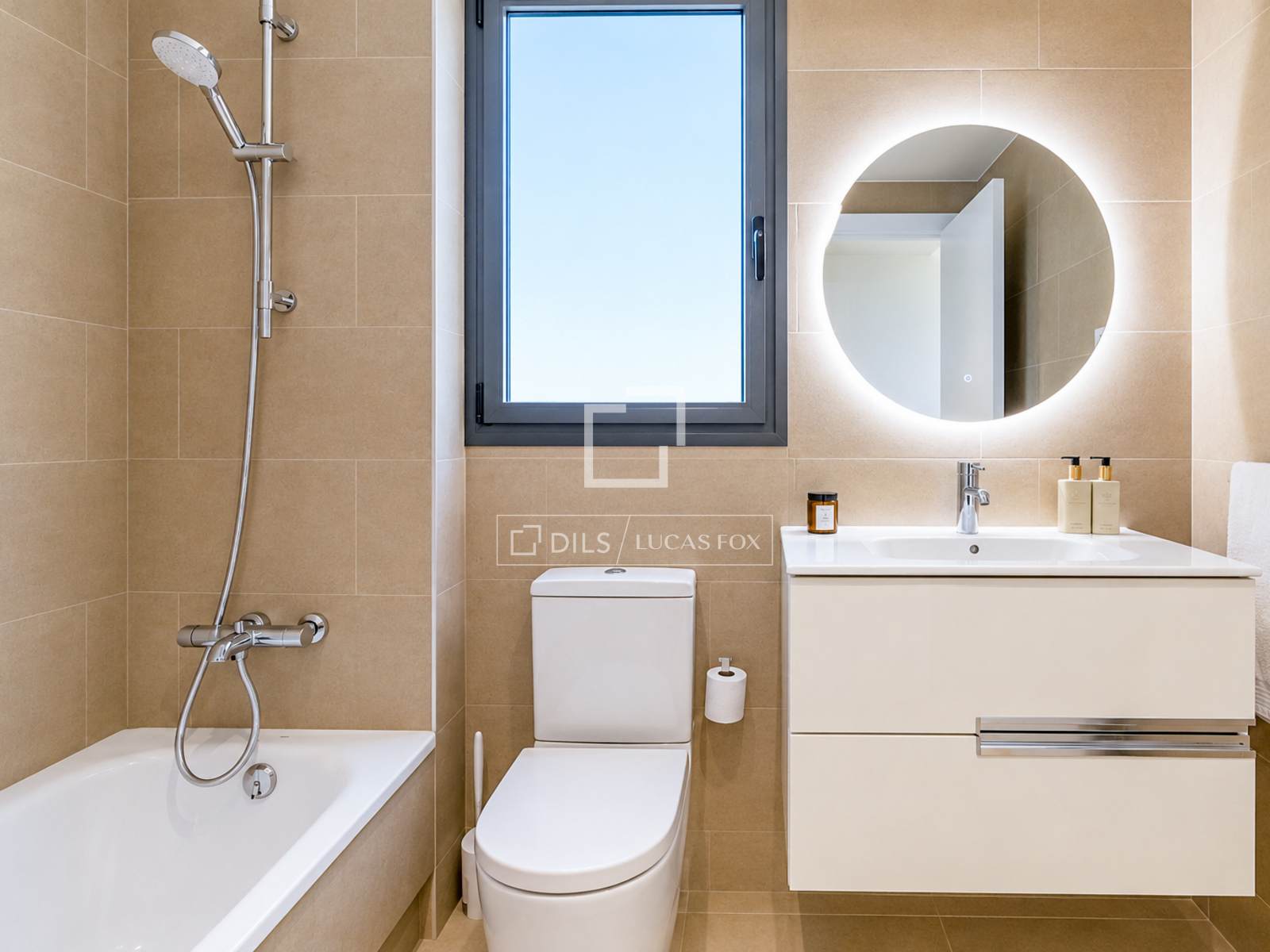 Apartament w Sitges, Barcelona, Hiszpania 3 sypialnie, 100 mkw. nr 192735