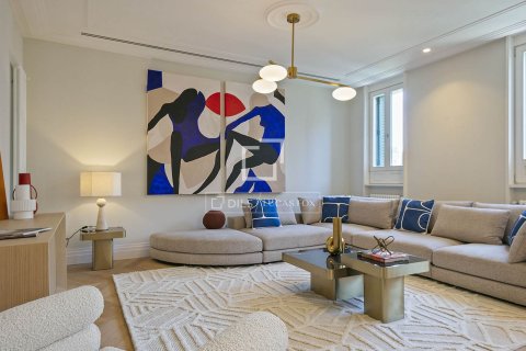 Kattohuoneisto Barcelona, Espanja 3 makuuhuonetta, 178 m2 No. 192731