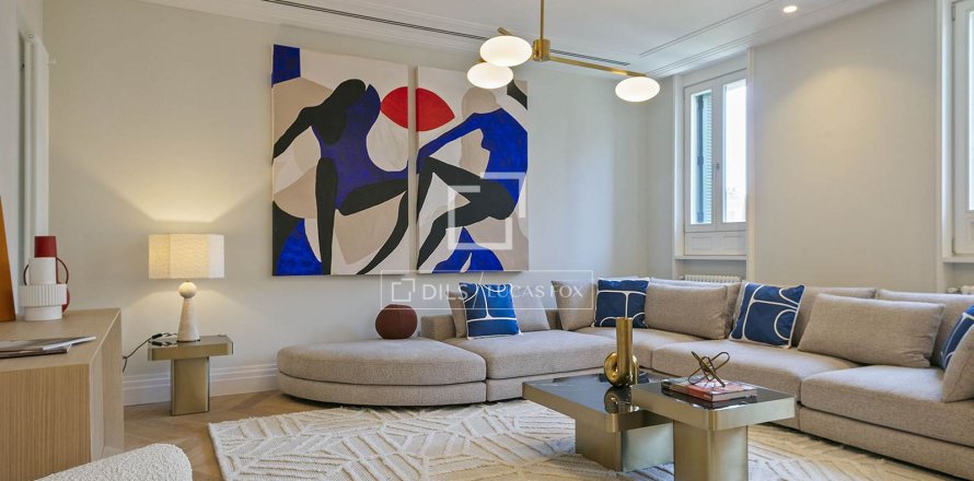 Kattohuoneisto Barcelona, Espanja 3 makuuhuonetta, 178 m2 No. 192731