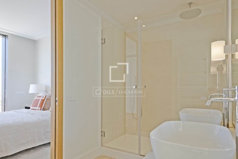 Kattohuoneisto myytävänä Barcelona, Espanja, 3 makuuhuonetta, 178 m2 No. 192731 - kuva 28