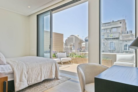 Kattohuoneisto myytävänä Barcelona, Espanja, 3 makuuhuonetta, 178 m2 No. 192731 - kuva 29