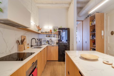 Huoneisto myytävänä Barcelona, Espanja, 2 makuuhuonetta, 75 m2 No. 192734 - kuva 14