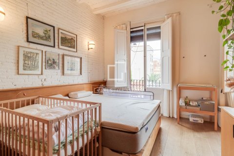 Huoneisto myytävänä Barcelona, Espanja, 2 makuuhuonetta, 75 m2 No. 192734 - kuva 24