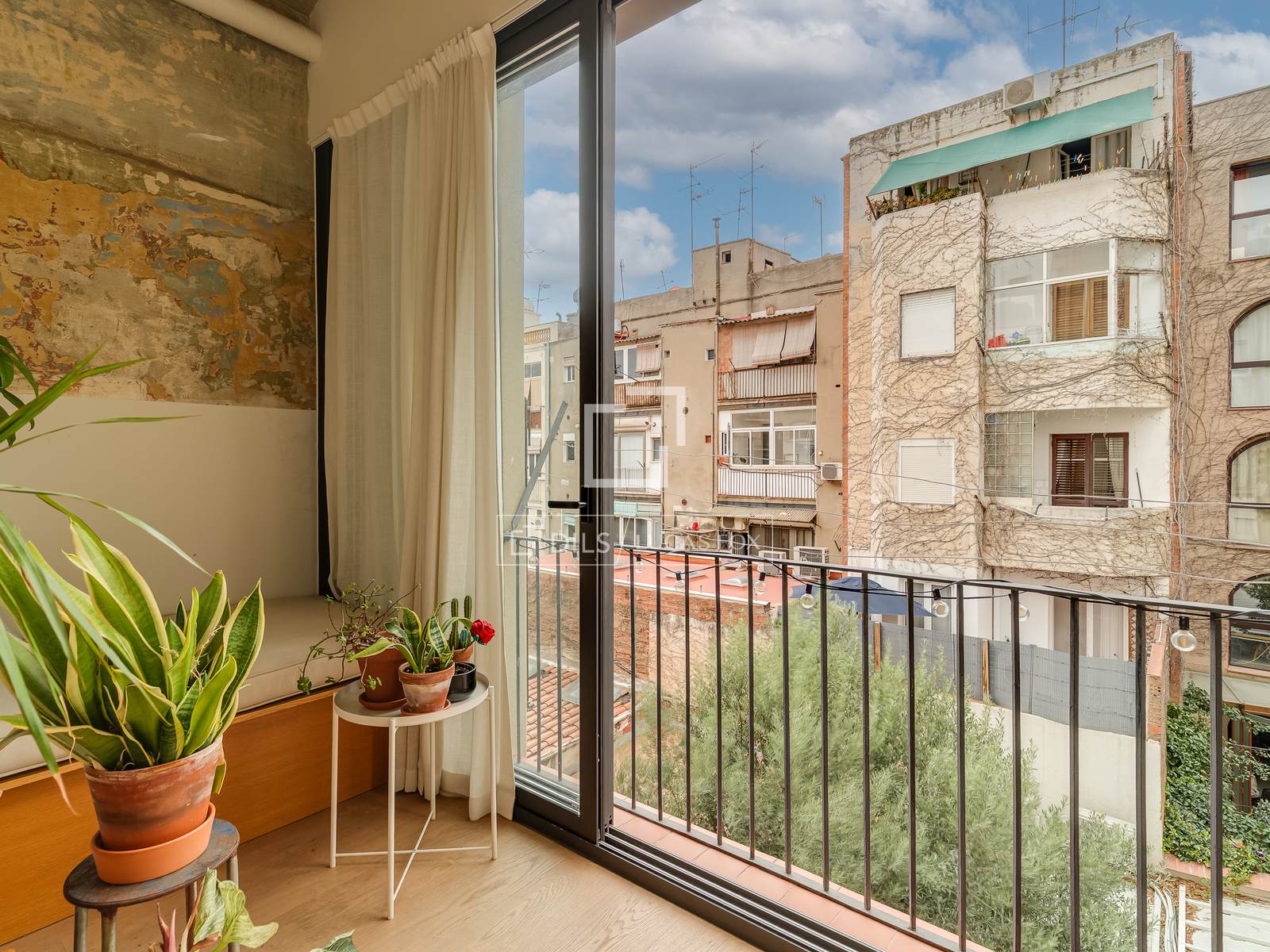 Wohnung in Barcelona, Spanien 2 Schlafzimmer, 75 m2 Nr. 192734