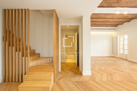 Penthäuser zum Verkauf in Barcelona, Spanien 3 Schlafzimmer, 190 m2 Nr. 192730 - Foto 17