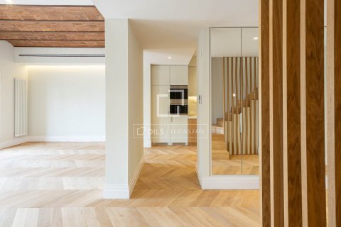Penthäuser zum Verkauf in Barcelona, Spanien 3 Schlafzimmer, 190 m2 Nr. 192730 - Foto 10