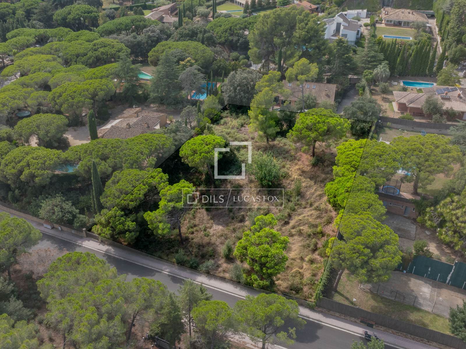 Tontti Sant Andreu de Llavaneres, Barcelona, Espanja No. 192732