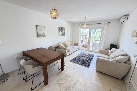 Apartment for sale in Alicante, Spain 2 bedrooms, 75 sq.m. No. 195255 - photo 8