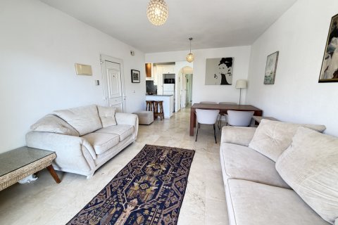 Apartment for sale in Alicante, Spain 2 bedrooms, 75 sq.m. No. 195255 - photo 5