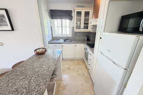 Apartment for sale in Alicante, Spain 2 bedrooms, 75 sq.m. No. 195255 - photo 10