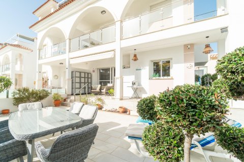 Appartamento a Alicante, Spagna 2 camere da letto, 82 mq. N° 195252