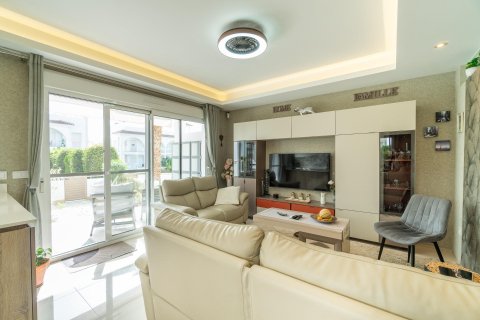 Apartment for sale in Alicante, Spain 2 bedrooms, 82 sq.m. No. 195252 - photo 8
