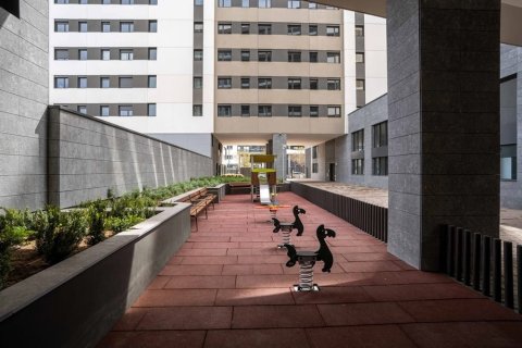 Lägenhet till salu Barcelona, Spanien 3 sovrum, 96 kvm. Nr. 137405 - foto 21