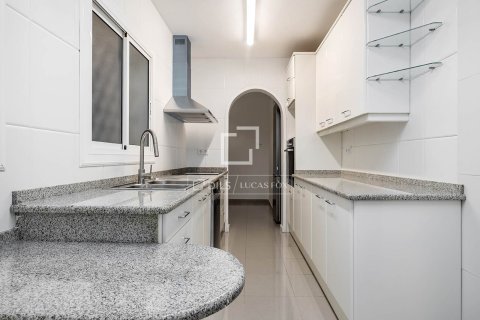 Wohnung zur Miete in Barcelona, Spanien 4 Schlafzimmer, 196 m2 Nr. 150224 - Foto 17