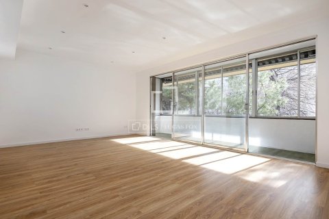 Wohnung in Barcelona, Spanien 4 Schlafzimmer, 196 m2 Nr. 150224