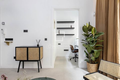 Apartamento en alquiler en Barcelona, España 1 dormitorio, 50 m2 No. 150227 - foto 3