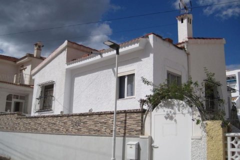 Villa à vendre à Ciudad Quesada, Alicante, Espagne, 3 chambres,  No. 183786 - photo 21