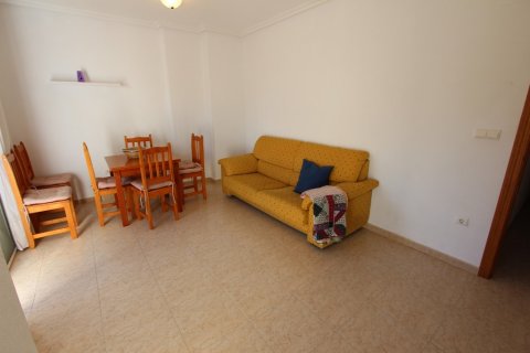 Apartamento en venta en Guardamar del Segura, Alicante, España 3 dormitorios, 90 m2 No. 183787 - foto 13