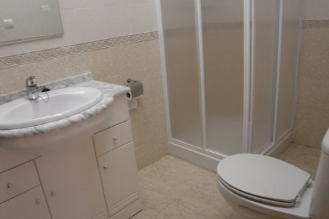 Apartamento en venta en Guardamar del Segura, Alicante, España 3 dormitorios, 90 m2 No. 183787 - foto 17