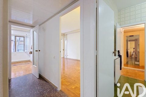 Wohnung zum Verkauf in Barcelona, Spanien 3 Schlafzimmer, 121 m2 Nr. 196620 - Foto 15