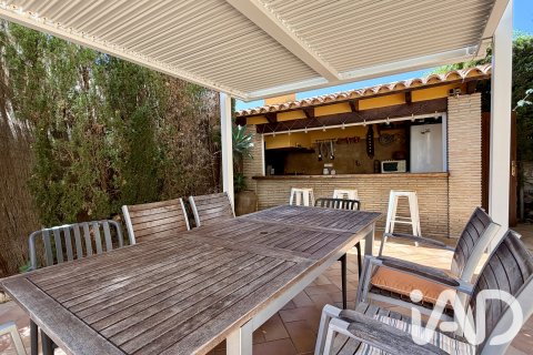 House zum Verkauf in Denia, Alicante, Spanien 4 Schlafzimmer, 280 m2 Nr. 196623 - Foto 5