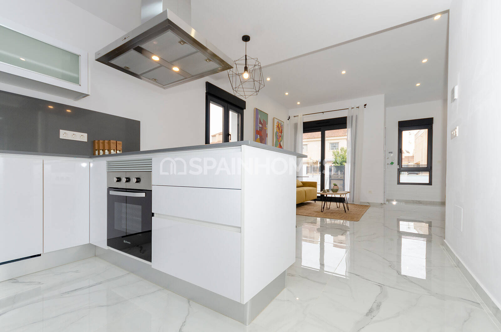 Villa à Torrevieja, Alicante, Espagne 3 chambres, 105 m2 No. 138718