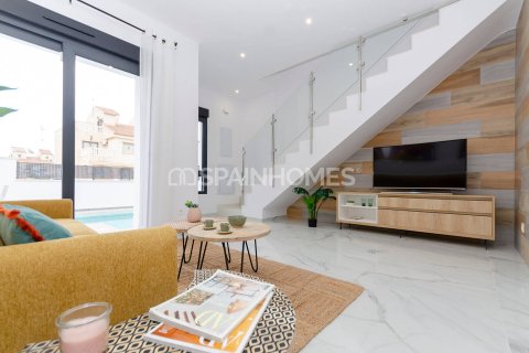 Villa à vendre Torrevieja, Alicante, Espagne, 3 chambres, 105 m2 No. 138718 - photo 7