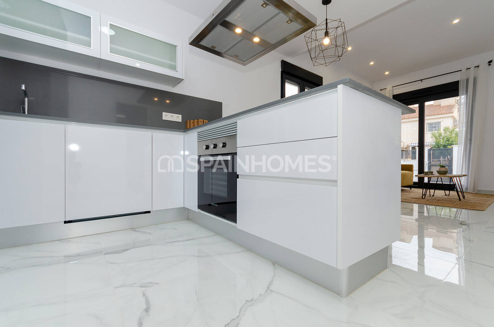 Villa à Torrevieja, Alicante, Espagne 3 chambres, 105 m2 No. 138718