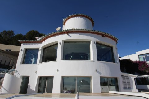 Villa pārdošanā Calpe, Alicante, Spānijā 8 istabas, 648 m2 Nr. 107017 - attēls 4