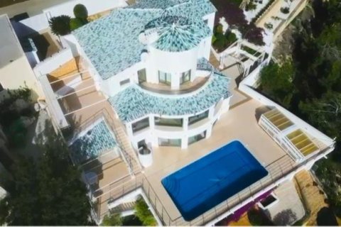Villa pārdošanā Calpe, Alicante, Spānijā 8 istabas, 648 m2 Nr. 107017 - attēls 1