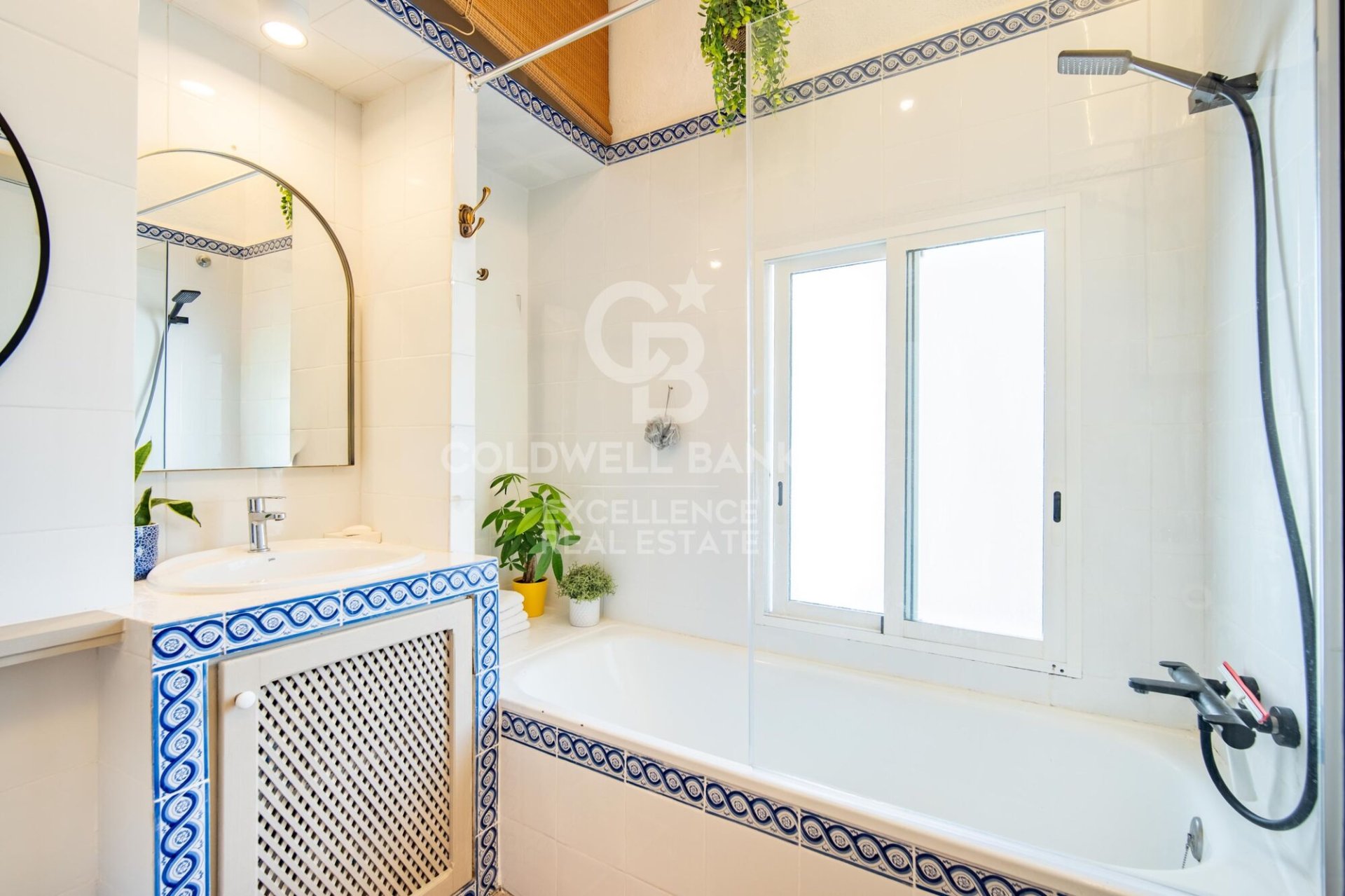 Apartment in Valencia, Spain 3 bedrooms, 145 sq.m. No. 178399