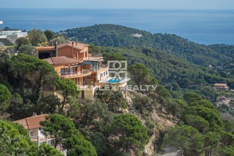 Willa w Lloret de Mar, Girona, Hiszpania 5 sypialni, 621 mkw. nr 176850