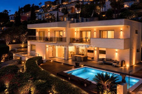 Villa in Blanes, Girona, Spain 5 bedrooms, 473 sq.m. No. 176844