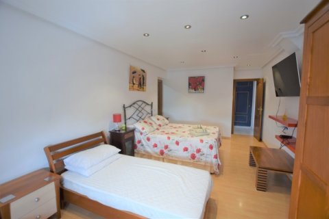 Villa pārdošanā Ciudad Quesada, Alicante, Spānijā 5 istabas, 370 m2 Nr. 118764 - attēls 18