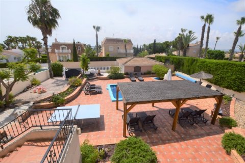 Villa pārdošanā Ciudad Quesada, Alicante, Spānijā 5 istabas, 370 m2 Nr. 118764 - attēls 2