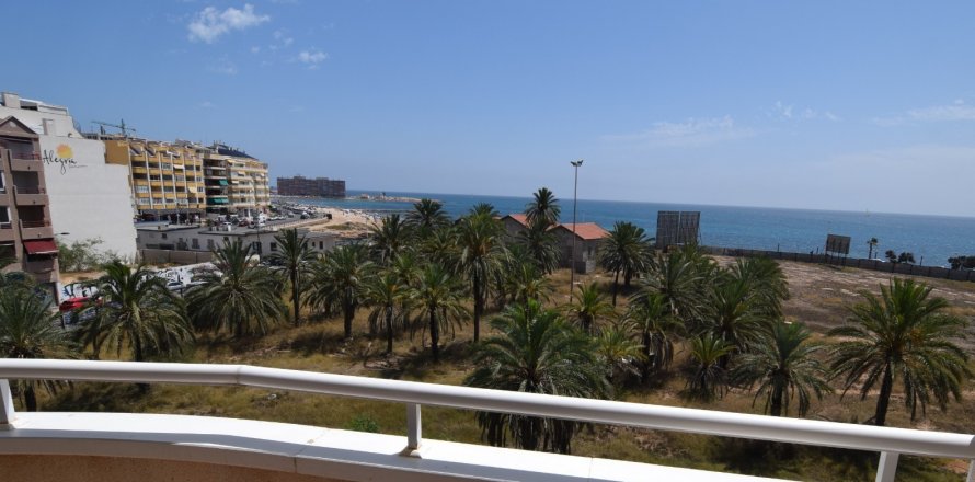 Apartment Torrevieja, Alicante, Spain 3 bedrooms, 77 sq.m. No. 118771