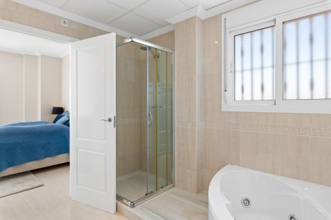 Villa in vendita Ciudad Quesada, Alicante, Spagna 4 camere da letto, 214 mq. N° 118772 - foto 26