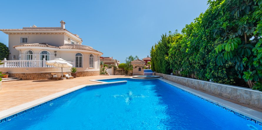 Villa Ciudad Quesada, Alicante, Spagna 4 camere da letto, 214 mq. N° 118772