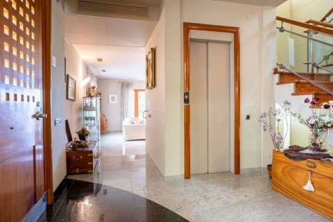House zum Verkauf in Esplugues de Llobregat, Barcelona, Spanien 5 Schlafzimmer, 553 m2 Nr. 184605 - Foto 15