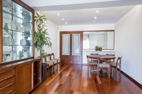 Wohnung zum Verkauf in Barcelona, Spanien 3 Schlafzimmer, 121 m2 Nr. 184604 - Foto 12