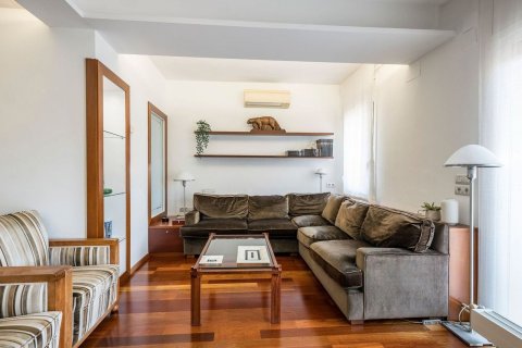 Wohnung zum Verkauf in Barcelona, Spanien 3 Schlafzimmer, 121 m2 Nr. 184604 - Foto 5